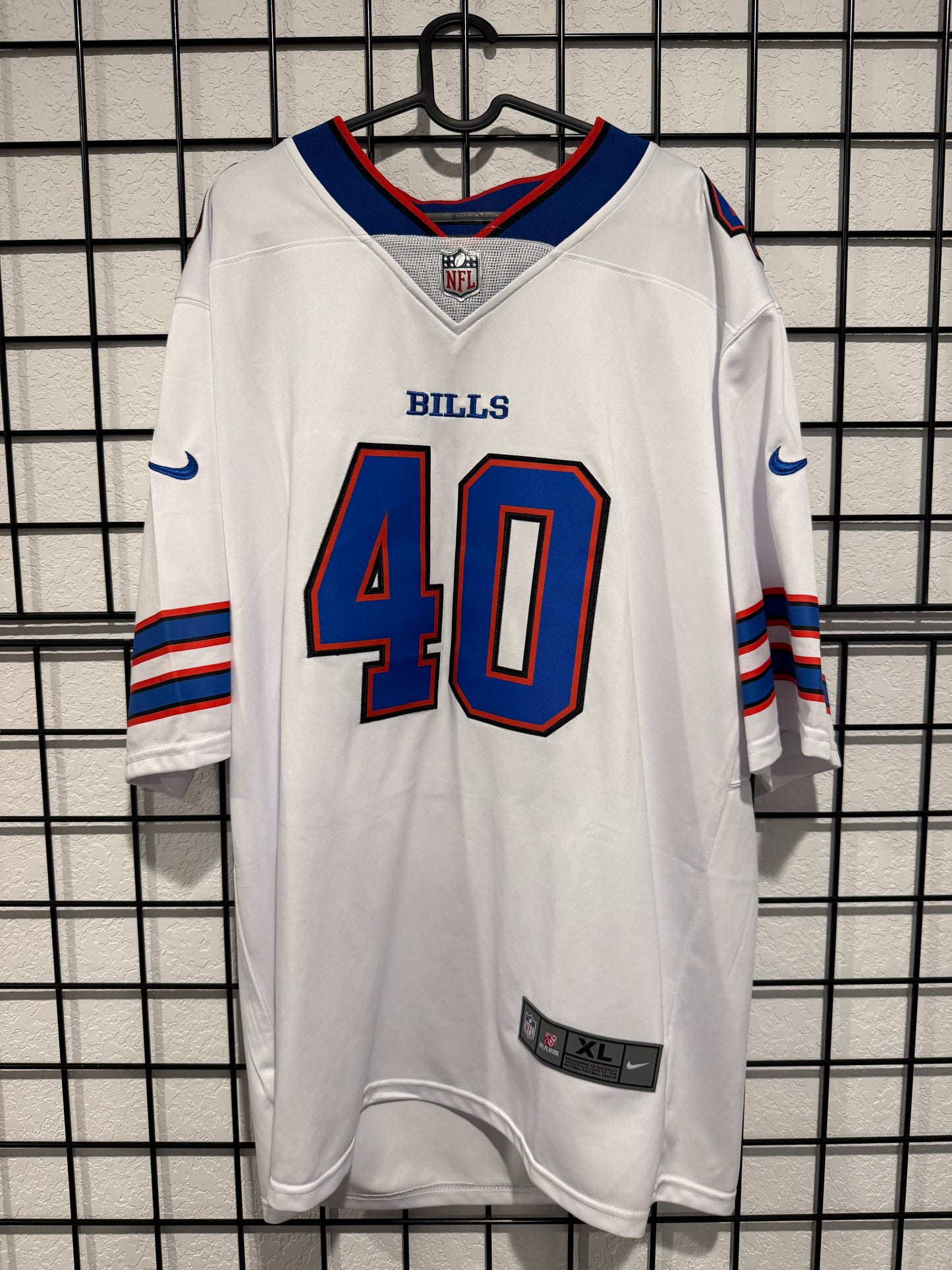 Buffalo Bills Von Miller #40 Jersey - Size 50/L