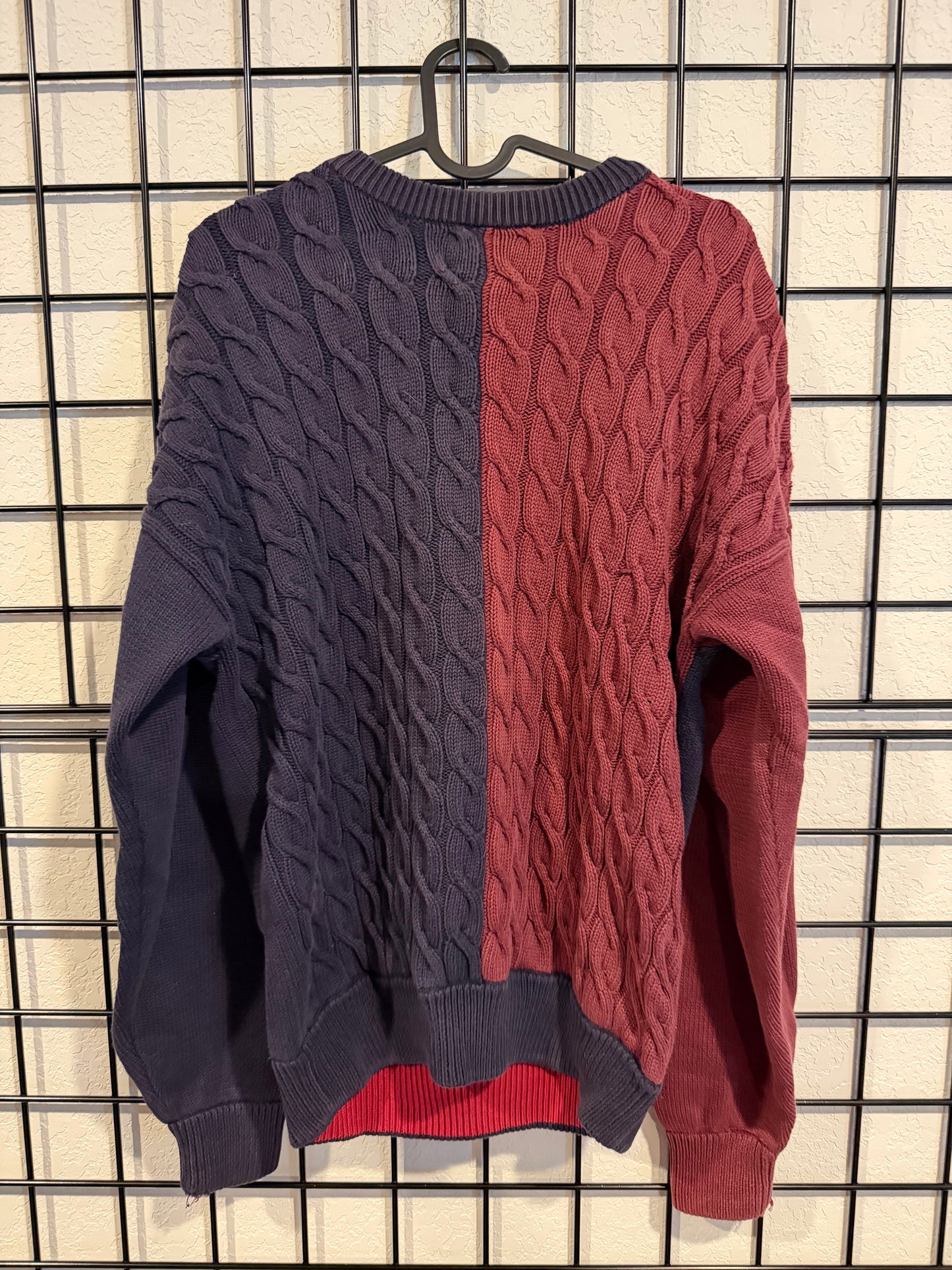 Tommy Hilfiger Pattern Knit Sweater - M