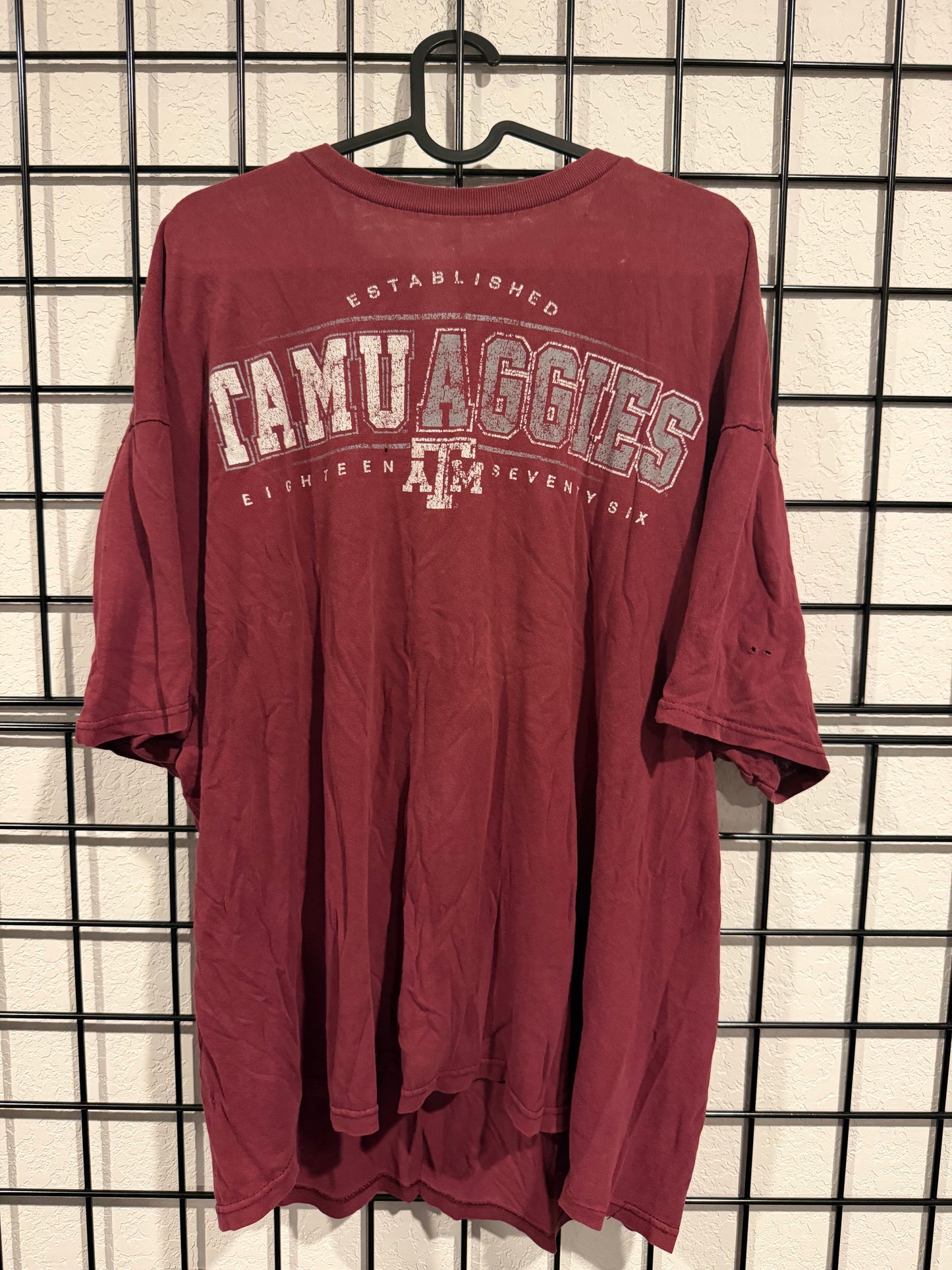 TAMU AGGIES Distressed T-Shirt - 2XL